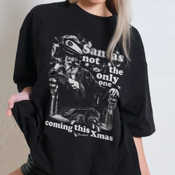 BlackOversized-Front_fafebe35-79c4-49a3-87d6-10a82b0a49ac_1000x