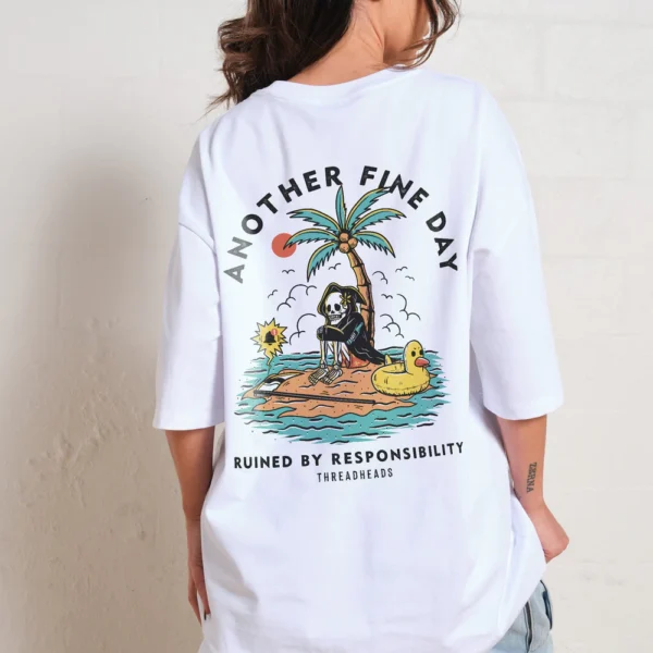 WhiteWomenOversized-Back_d3f87533-aaae-41be-9f26-3e7b06d38340_1000x