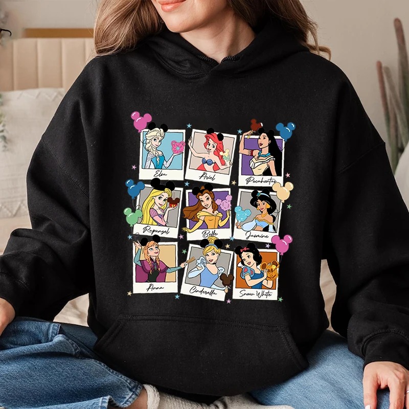 Women’s Elsa Little Hoodie – Classic Fit | Stylish Winter Wear
