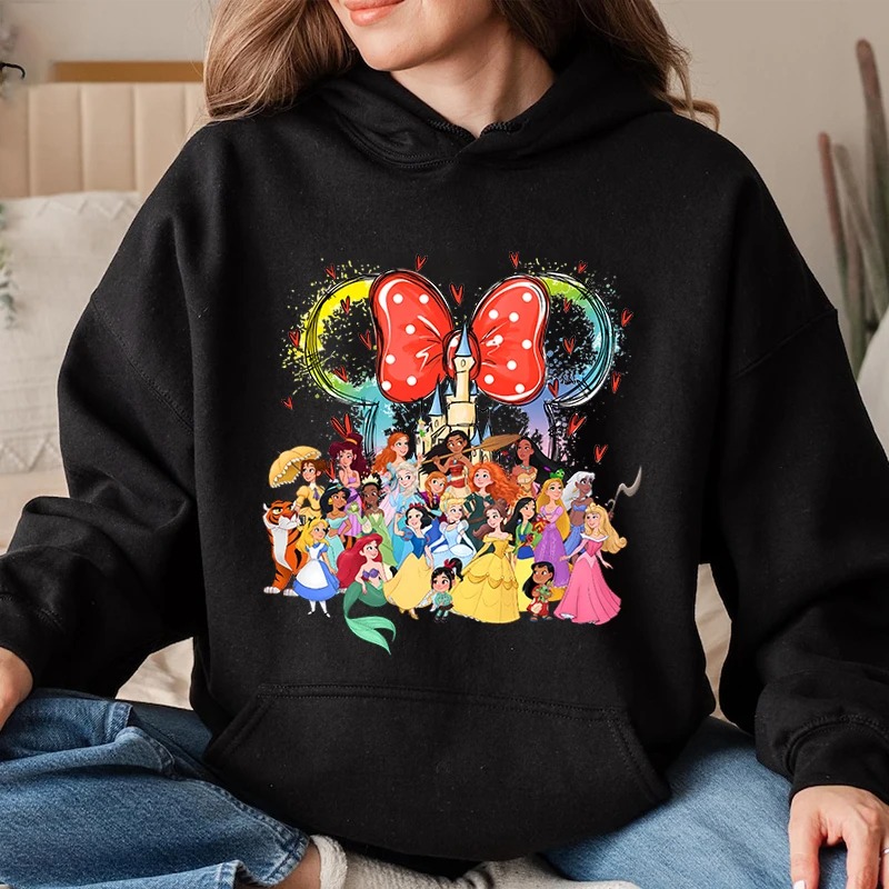 Women’s Princess Hoodie – Classic Fit | Stylish Winter Wear