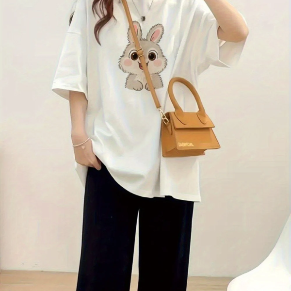 Women’s Soft Everyday T-Shirt – White Loose Fit Casual Top – JecJac (2)