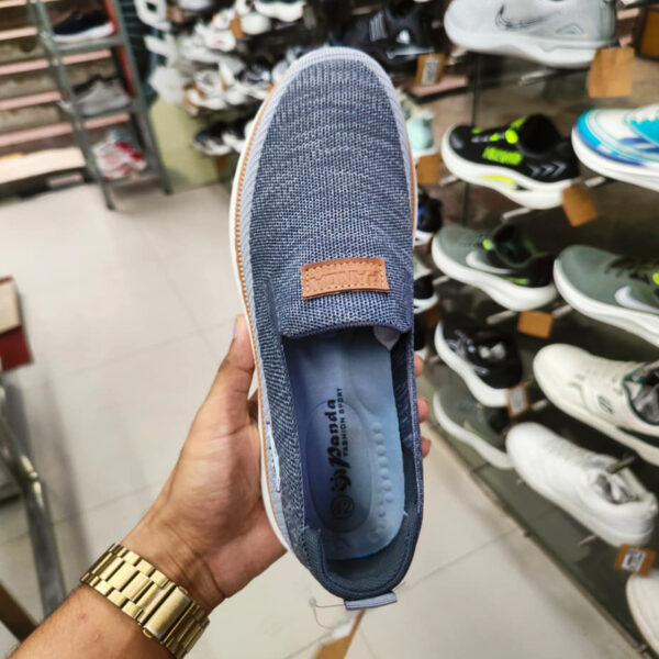 Breathable Casual Slip-On Shoes Featuring Soft Mesh Upper and Flexible Everyday Sole – jecjac (1)