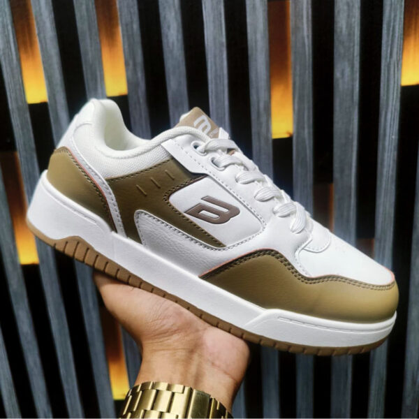 Trendy Chunky Leather Streetwear Sneakers - Stylish, Durable & Comfortable